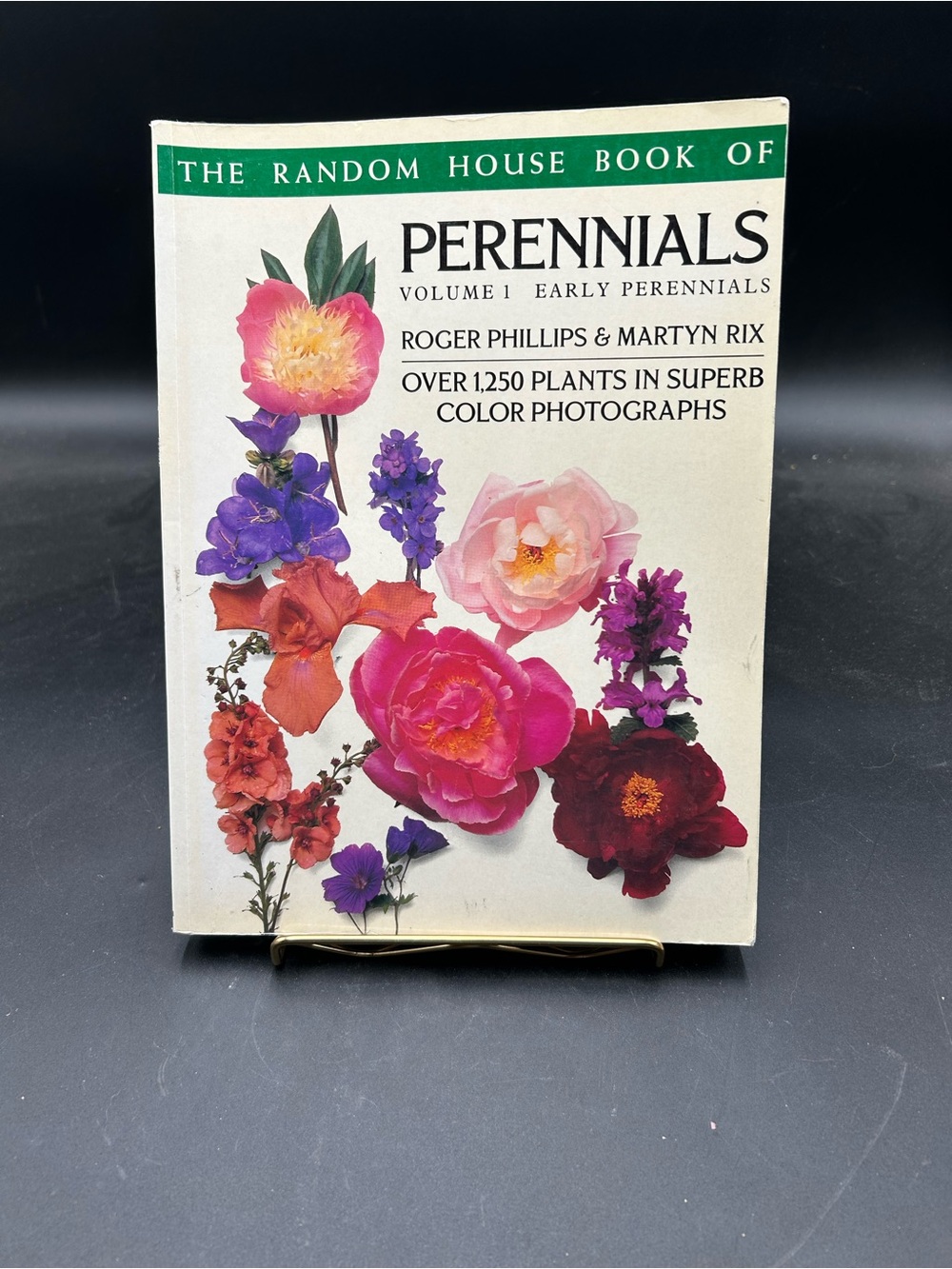 The Book of Perennials - White Cover, Random House, gardening